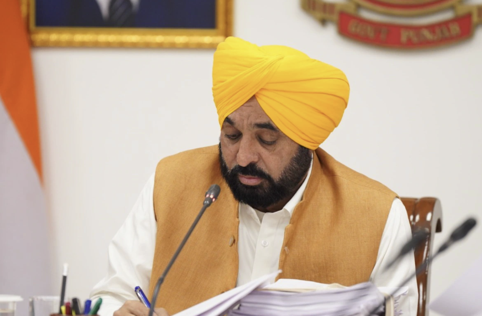 ਮੁੱਖ ਮੰਤਰੀ ਮਾਵਾਂ ਧੀਆਂ ਸਤਿਕਾਰ ਯੋਜਨਾ: ਪੰਜਾਬ ਦੀਆਂ ਮਹਿਲਾਵਾਂ ਨੂੰ ਹਰ ਮਹੀਨੇ ਮਿਲਣਗੇ ₹1000 |