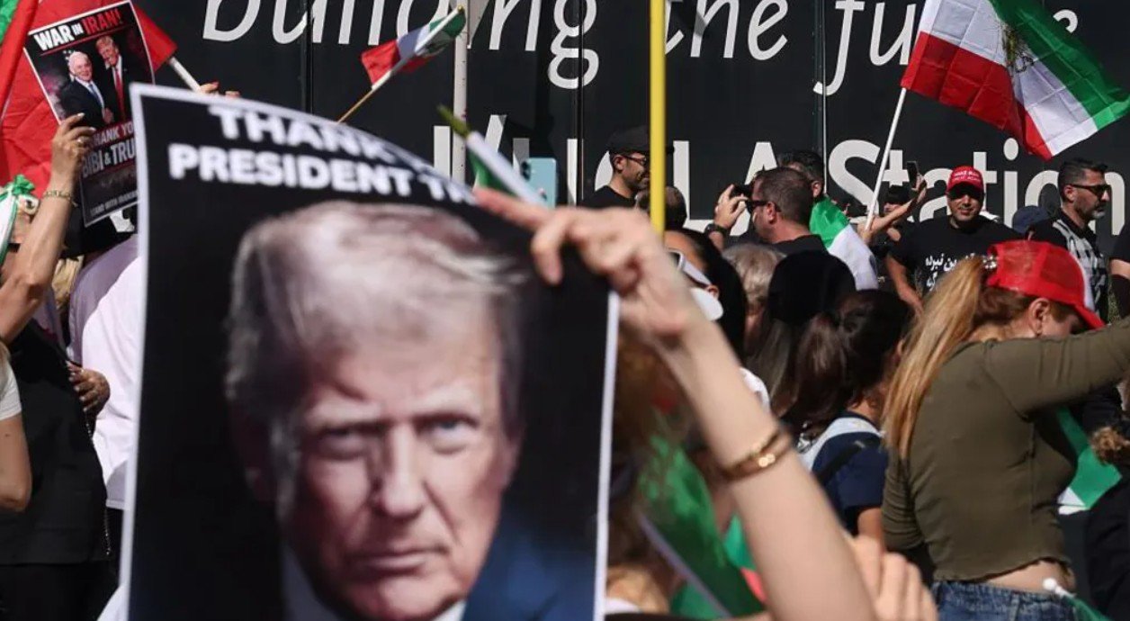 Trump Iran Regime Change: เจเจฐเจพเจจ โเจ เจฐเจพเจ เจฌเจฆเจฒเจพเจ
โเจคเฉ เจเจฐเฉฐเจช เจฆเจพ เจเฉฑเจ-เจเจคเจฐเฉ เจตเจพเจฒเจพ เจเจฆเจฎ |